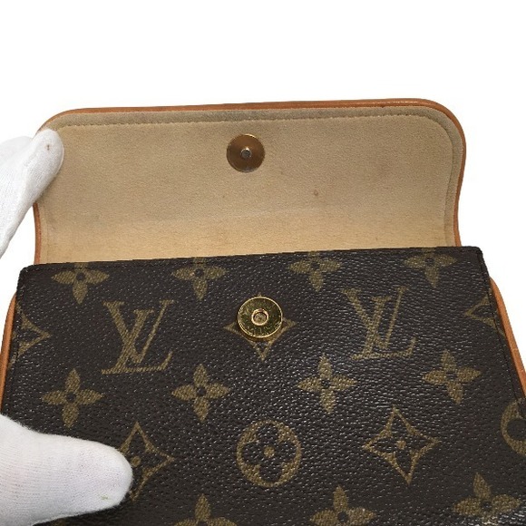 Louis Vuitton Monogram Florentine Shoulder Bag - Picture 5 of 14